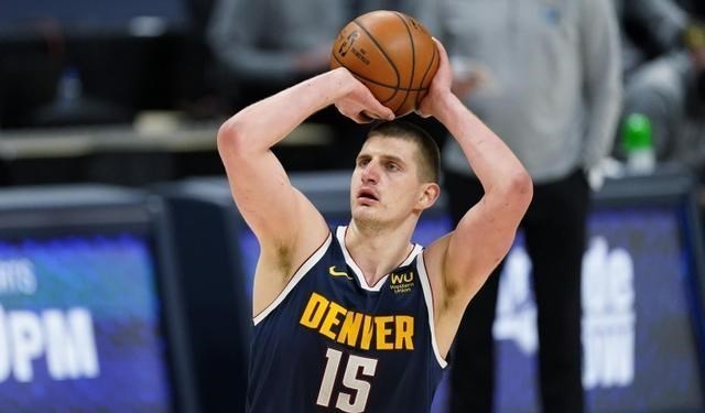詹姆斯·哈登|哈登常规赛报销！MVP右脚踝开放性骨折！NBA伤病潮太汹涌