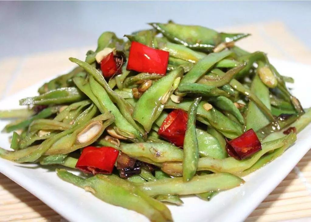 |热量低于100卡的菜肴，既美味，又不担心发胖，这样的美食谁不爱