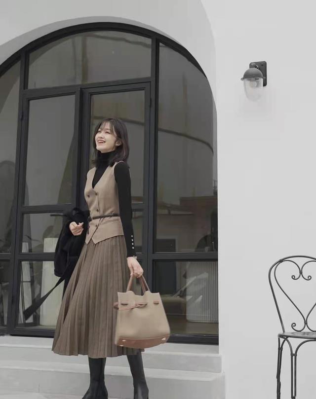 穿衣搭配|职场人如何体现的衣品？学会这几种穿搭，轻松提升气质与高级感