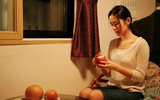 鞠婧祎|“国民女神”孙艺珍：出道21年仍是巅峰，如今39岁依旧少女感爆棚