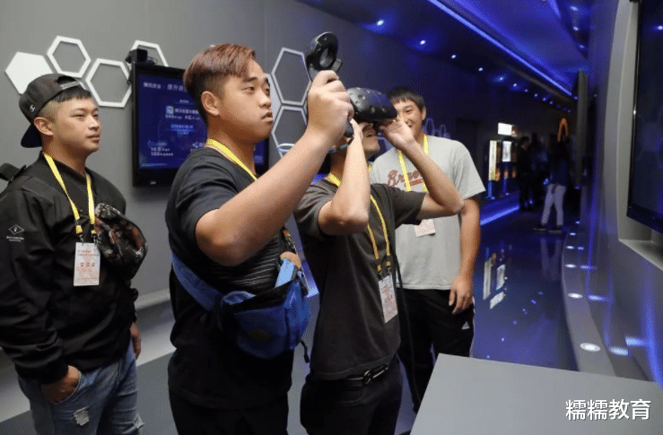 北上广|新一线城市成“潜力股”，毕业生落户首选，北上广不再受宠