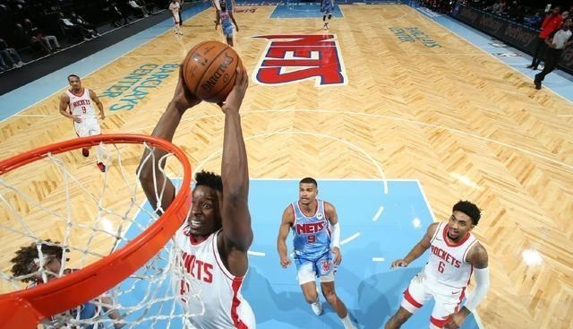 詹姆斯·哈登|NBA常規賽！休斯敦火箭隊被對手逆轉！哈登歐文聯手48分