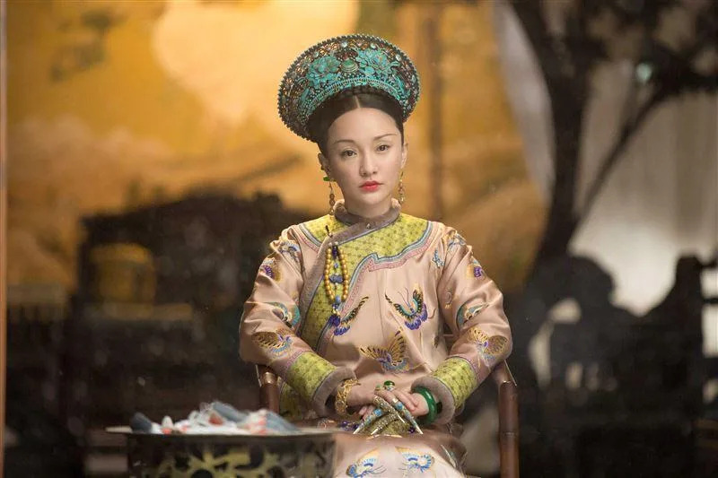 何穗|《如懿传》播出时遭质疑老态，周迅曾动念想“修脸”