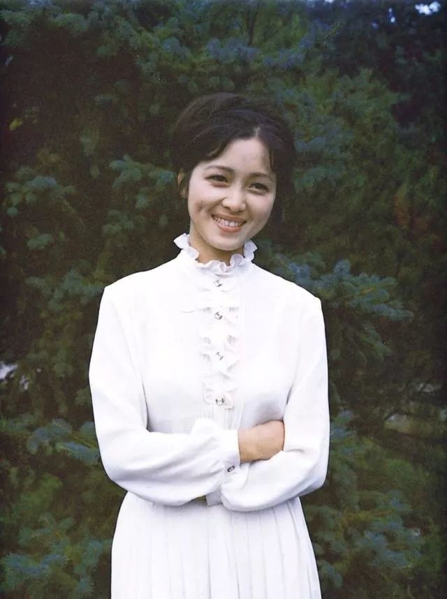 红楼梦|珍贵！87版《红楼梦》众多演员素颜照，吊打整容脸！