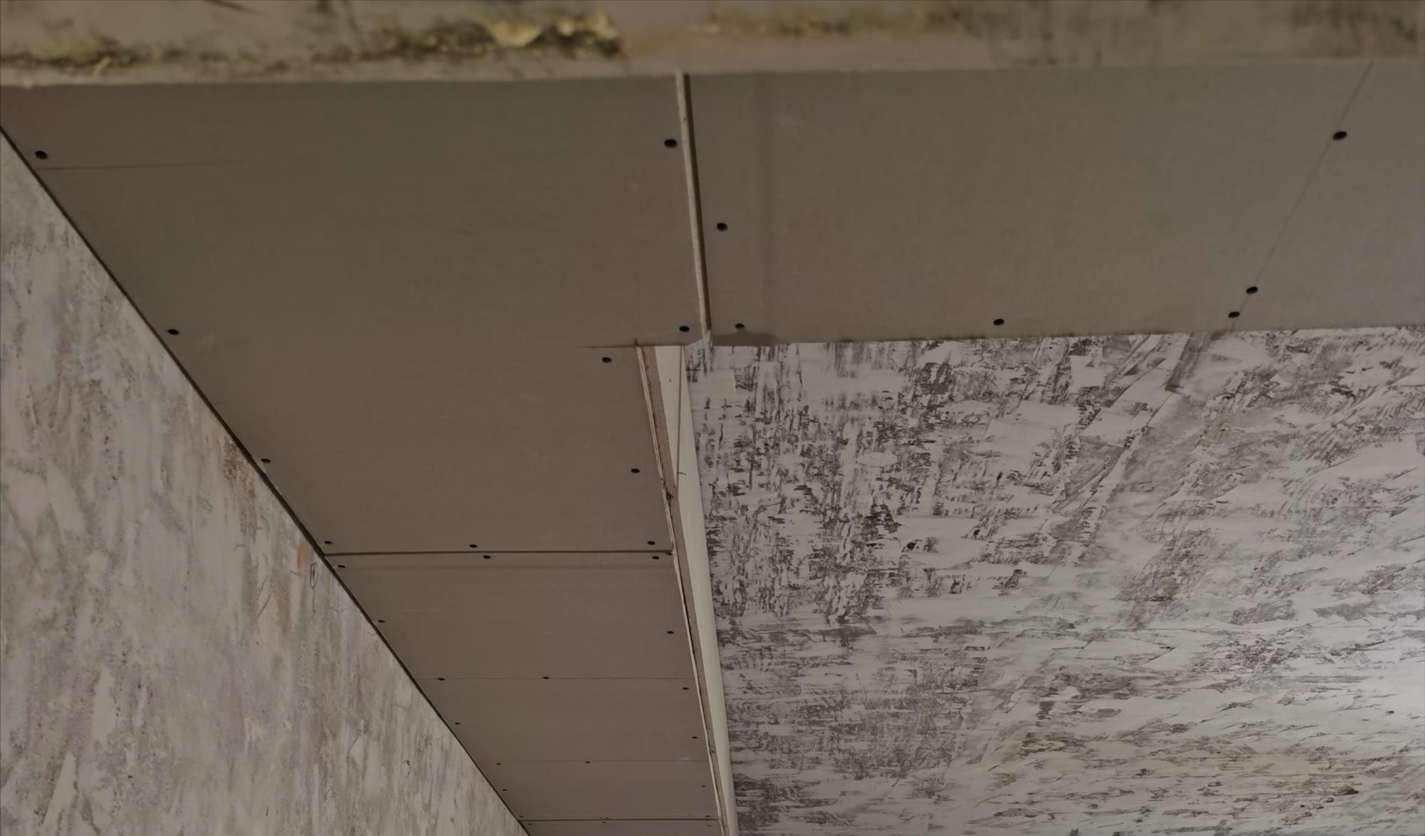 石膏板吊顶开裂,一般是预防措施没做好,这3处的预防措施很关键