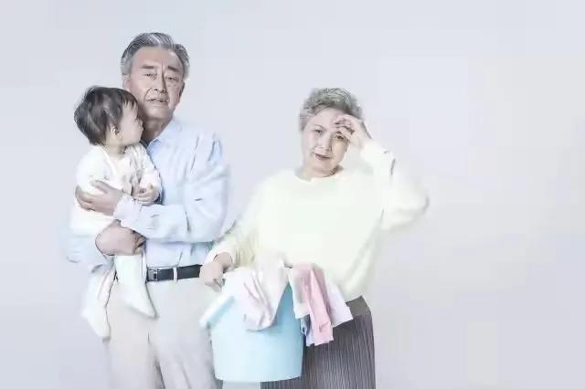 退休金过万,我一分钱都不给儿女们花,余生养老靠自己