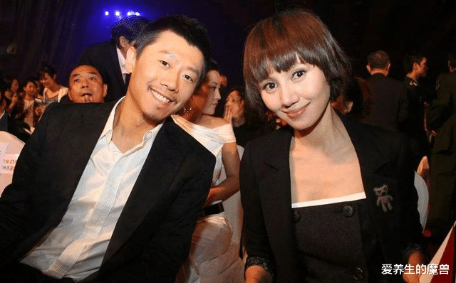 高圆圆|高圆圆的混乱情史，靠美色征服了5个男人，嫁人后终不再持靓行凶