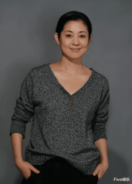 倪萍|倪萍：经历3段婚姻，和陈凯歌同居5年被抛弃，嫁给记者后悔一生