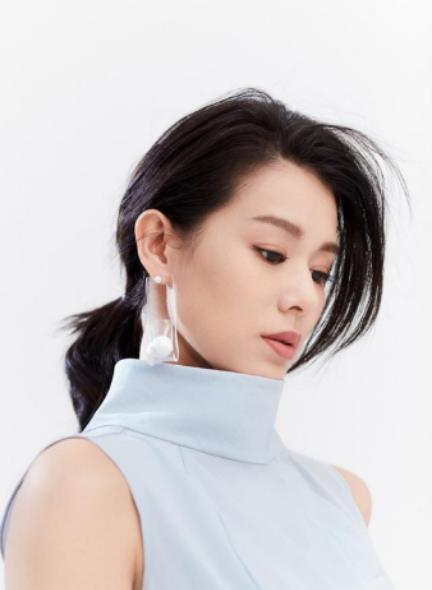 TVB|TVB不打针、不整容的中年女性，钟嘉欣越来越美，胡杏儿有风韵