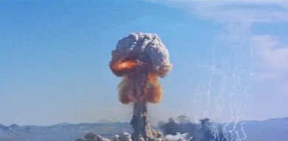  地球：总共才这点核武器就想着干掉我？人类貌似也太看得起自己了