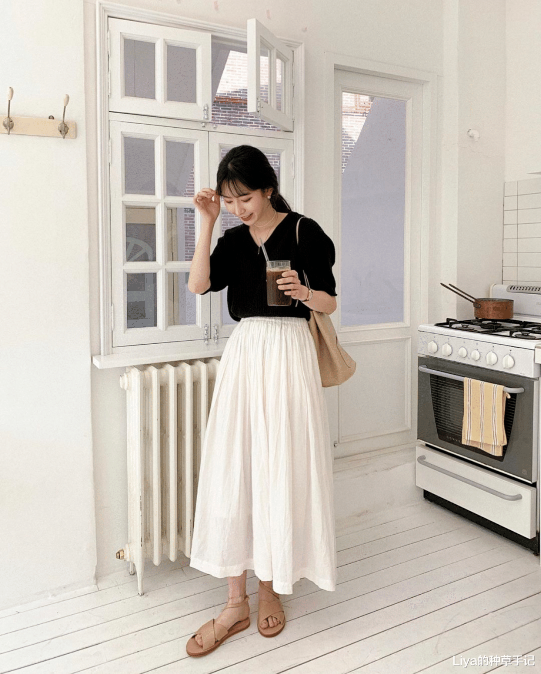 Liya的种草手记|短上衣 + 高腰下装 = 王炸组合！必火