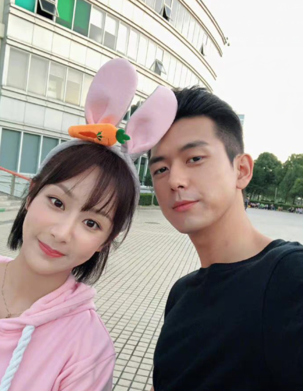 杨紫|被张一山和杨紫笑出眼泪，正经不过三秒啊！