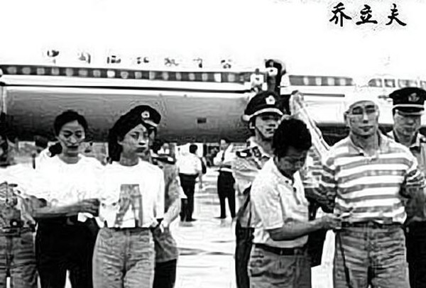 东莞杀人魔乔立夫,曾是散打冠军,为情人抛妻弃子