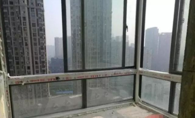 原来新窗户还可以这样安装，看到邻居家，才发现自家拆错了