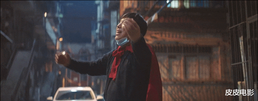 拥抱|票房破2亿，央视2次力捧，黄渤和贾玲打出了一副“王炸”