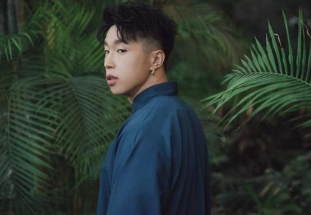 宋佳 本以为德云社只有郭麒麟减肥成功，当看到烧饼、杨九郎，大意了