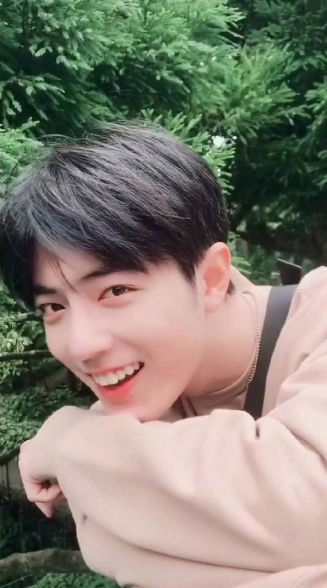 |继“百雀羚”后，中国又一“国货”眼霜走红，高质低价不输兰蔻！