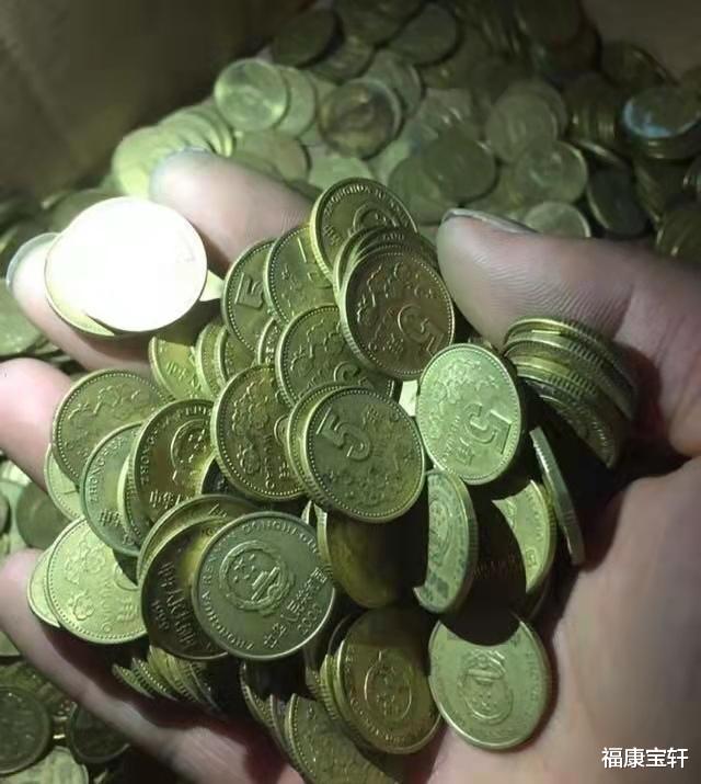 梅花|梅花5角硬币收藏价值愈来愈高，是何原因