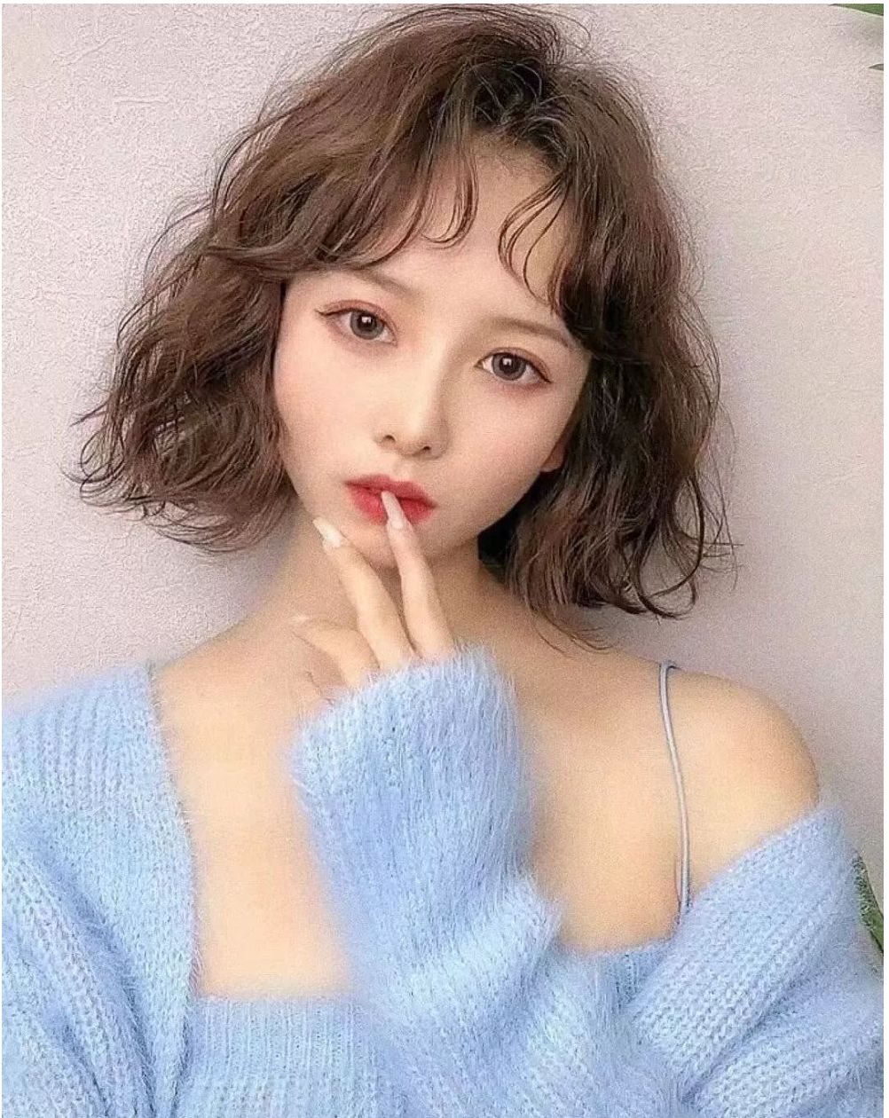 发型 选发型难吗？蓬松立体时尚瘦脸就够了，就像这18款