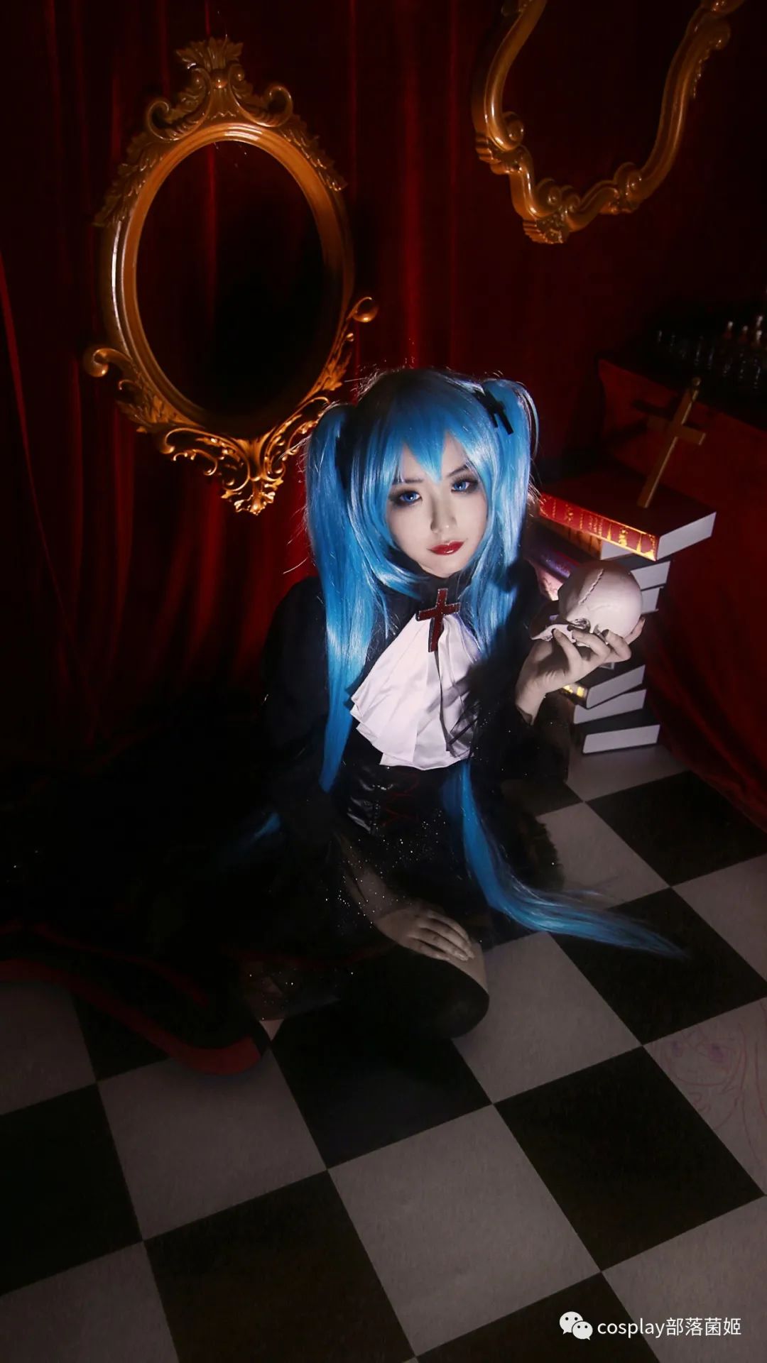 |cos：黑暗哥特风的公主殿下cos正片@小玉