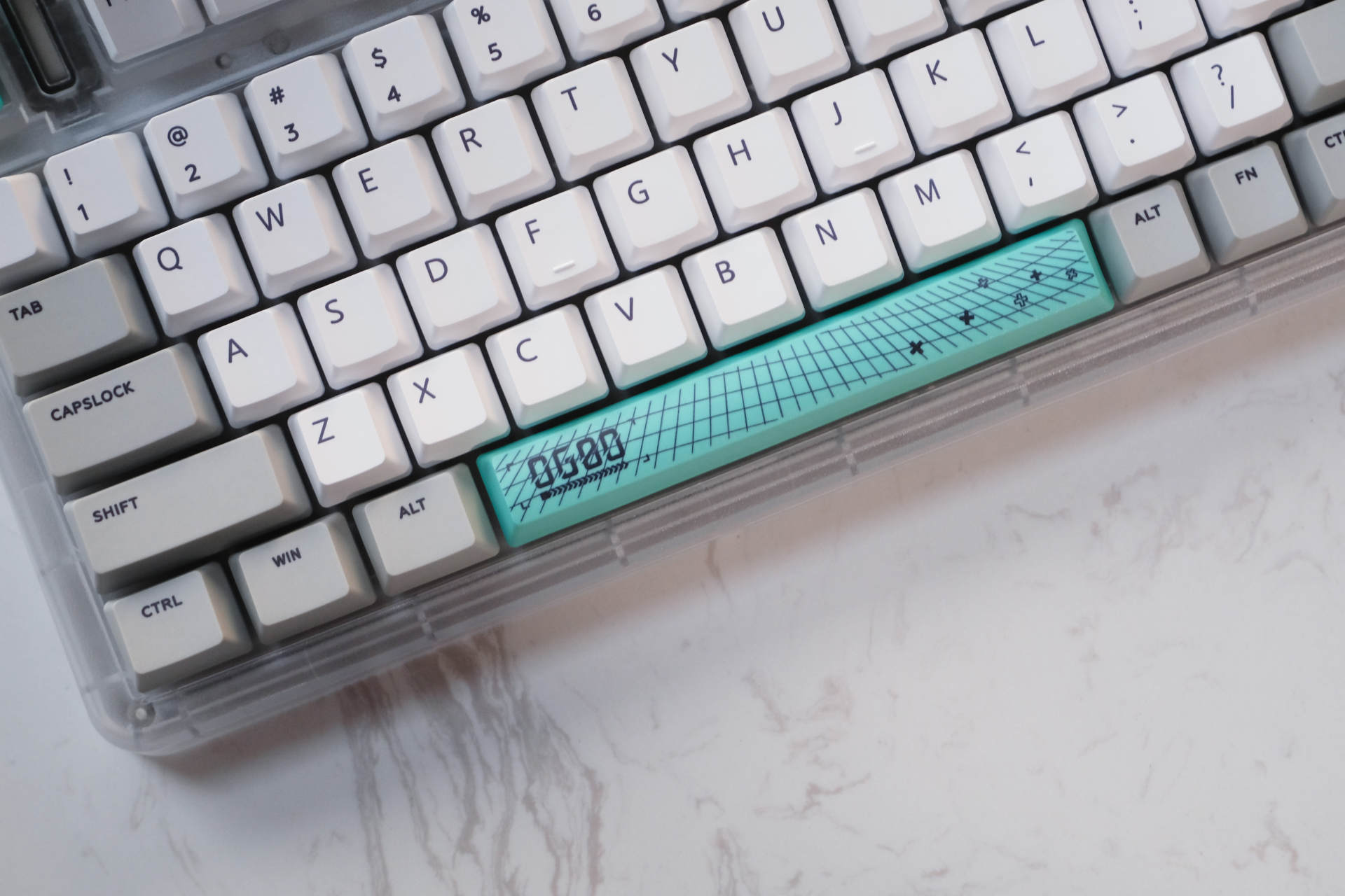 鮮花|糾結圣誕節禮物？不妨可以看看 IQUNIX OG80蟲洞無線三模機械鍵盤