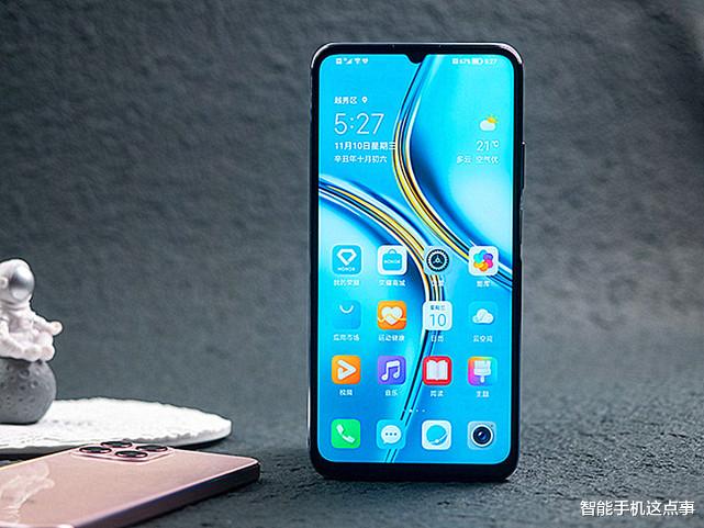 小屏|叫好不叫座的四款手机,热度正在逐渐走低!