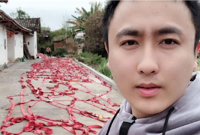 散打哥|网红“外星人”再次开播，怒斥天道的媳妇米菲，散打哥评论附和