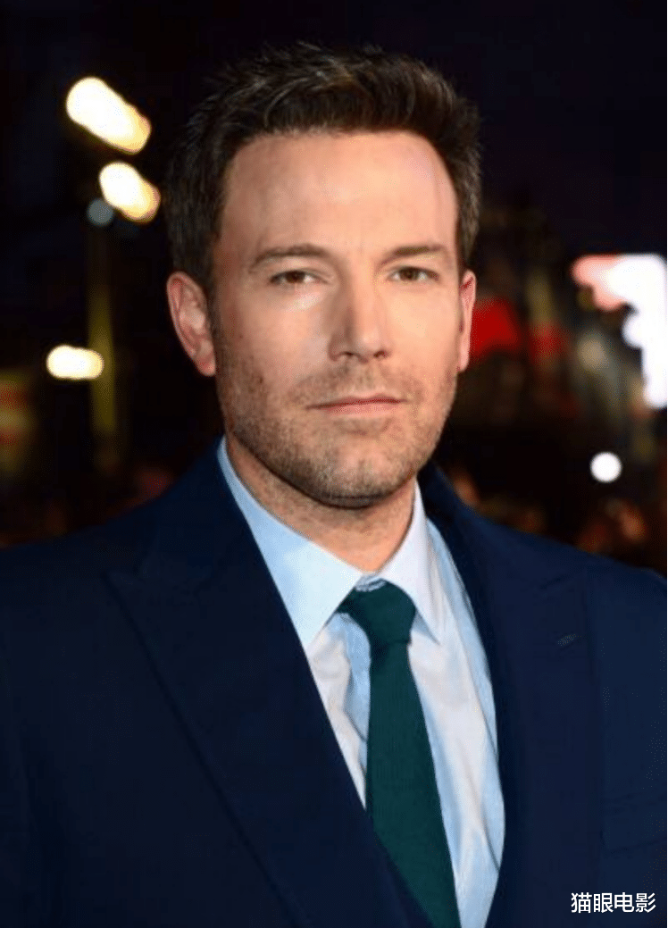 电影|大本安娜新片撤档，年龄差16岁的恋情也破裂，网友：省得宣传尴尬