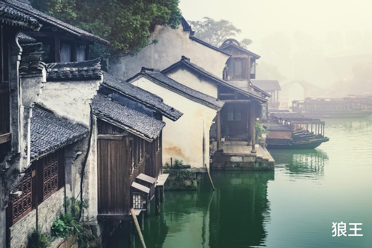 狼王 丈夫收入减少后，给妻子的钱由六千变成四千，妻子闹离婚