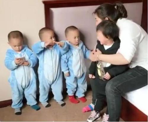 舜网 三胞胎男宝组队打哭小姨，妈妈前来兴师问罪，宝宝立刻窝里反了