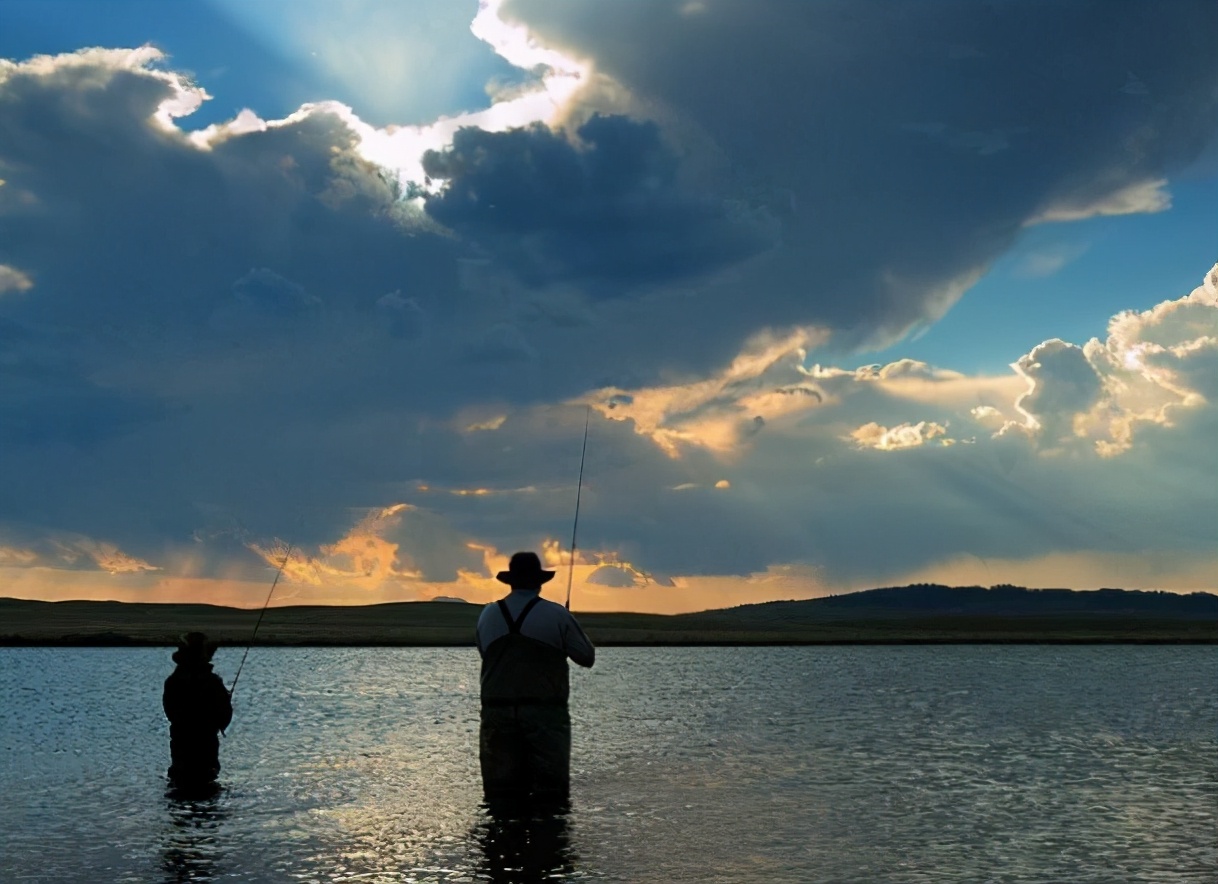 饵料|夏季钓鱼学会这样选择钓位和饵料，少走弯路渔获多! ——盛世三渔
