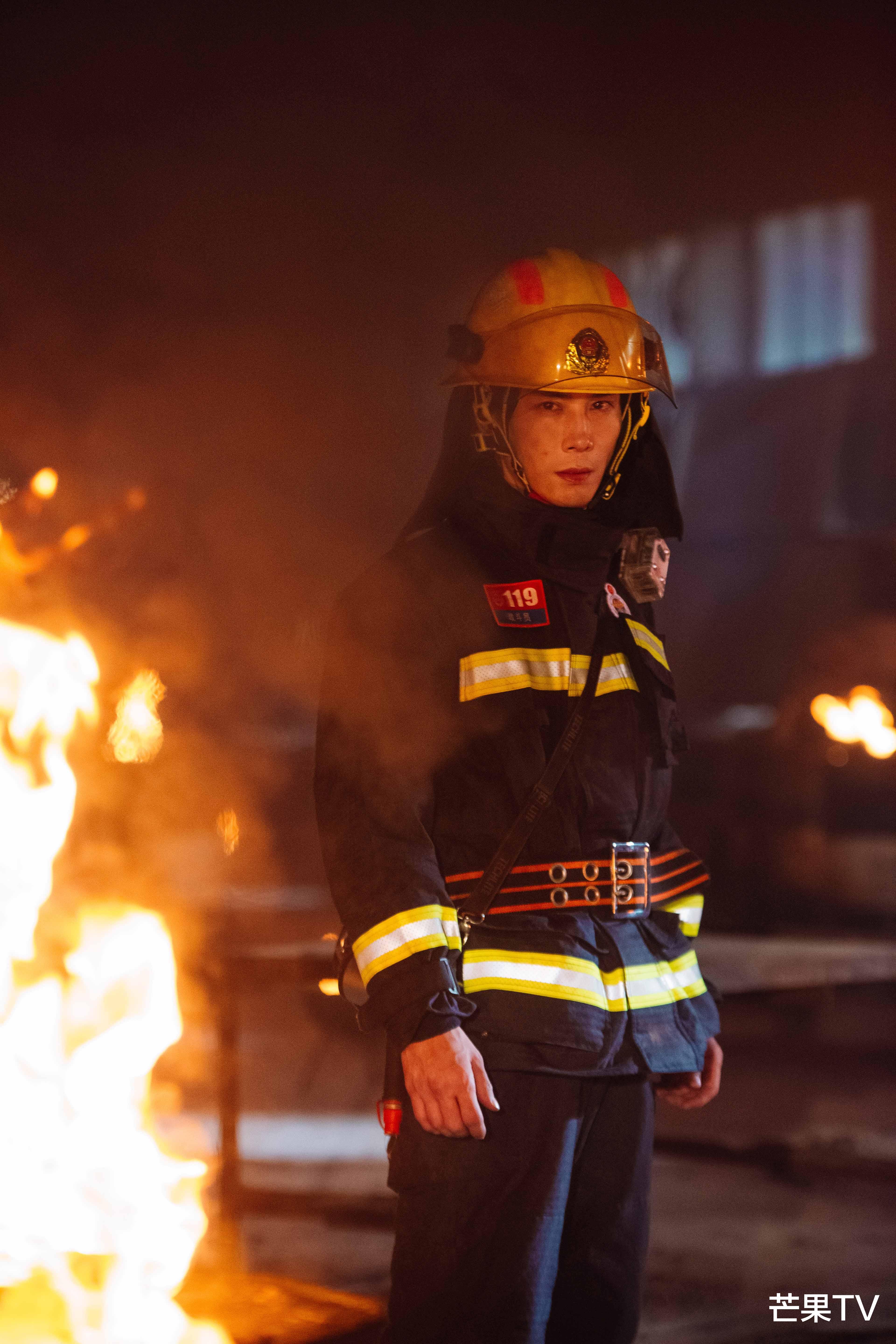 陈小春|《我们的滚烫人生》高强度训练 陈小春迷失火场