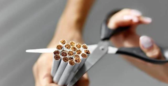 喉癌|抽烟人士看过来，如果不想永远失去说话的能力，请看完本文