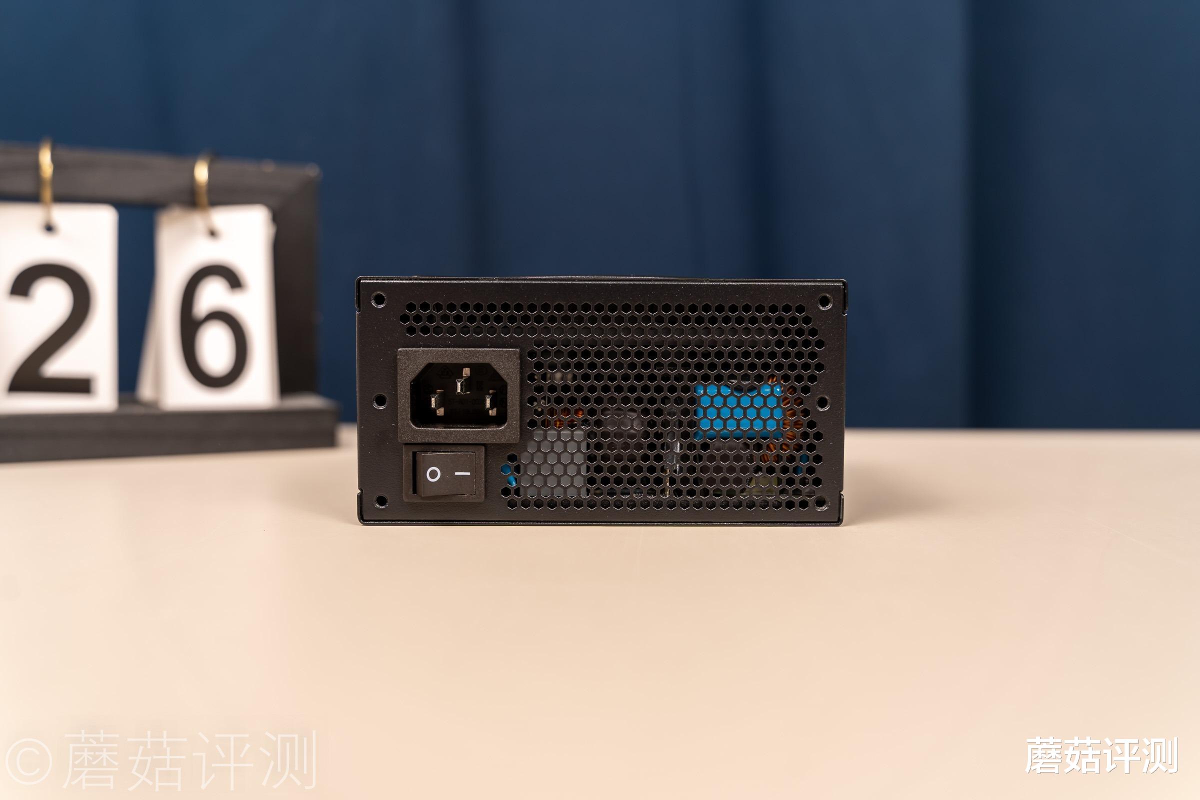 機箱|打造一臺精致小鋼炮、喬思伯BO100機箱 裝機體驗