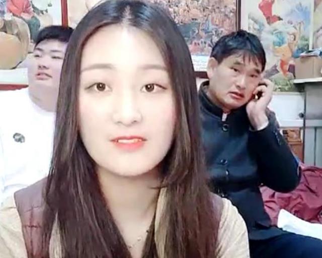 陈亚男|这是要鱼死网破？大衣嫂录音被曝光，曾在河南水灾时说过不当言论