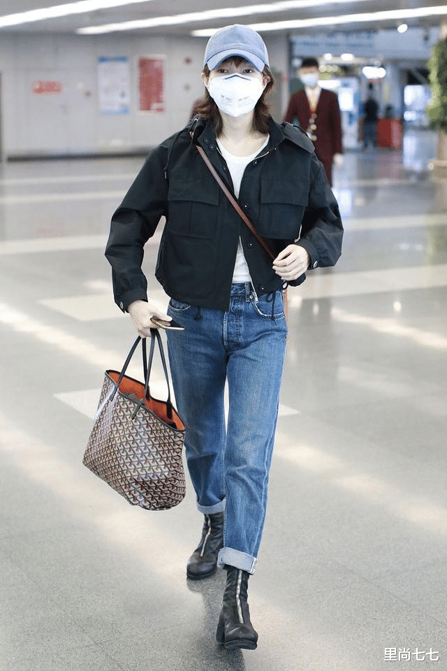 里尚七七|合体走机场，宋祖儿背万元大牌炫腹，大28岁王琳靠王菲同款抢风头