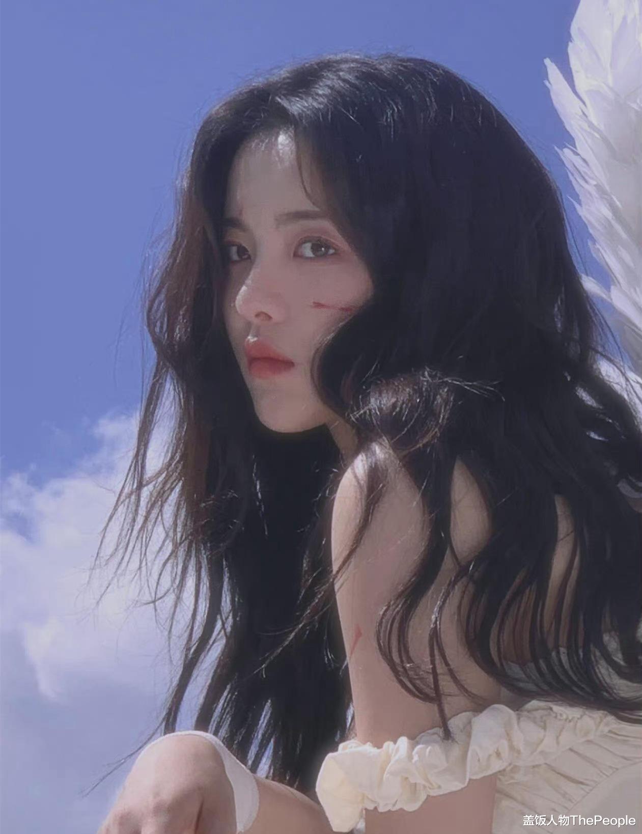 修图|明星百万修图师名副其实？有的技术堪比“换头”，有的却越修越丑