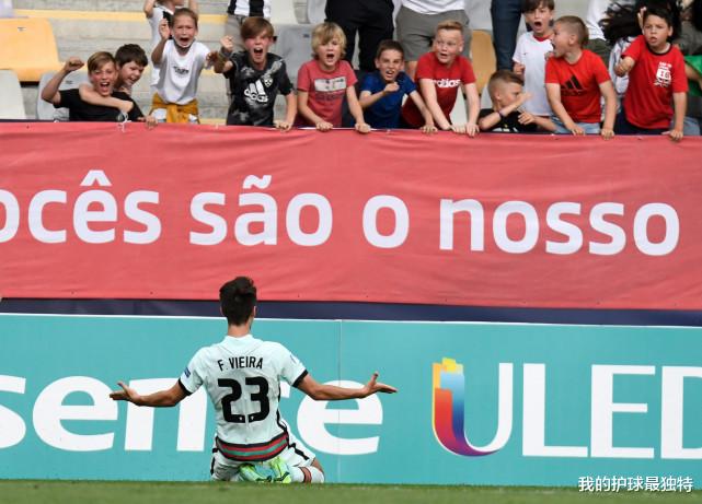 西班牙隊|80分鐘被絕殺，0-1！巴薩舊將擺烏龍，西班牙轟然倒下，衛冕失敗