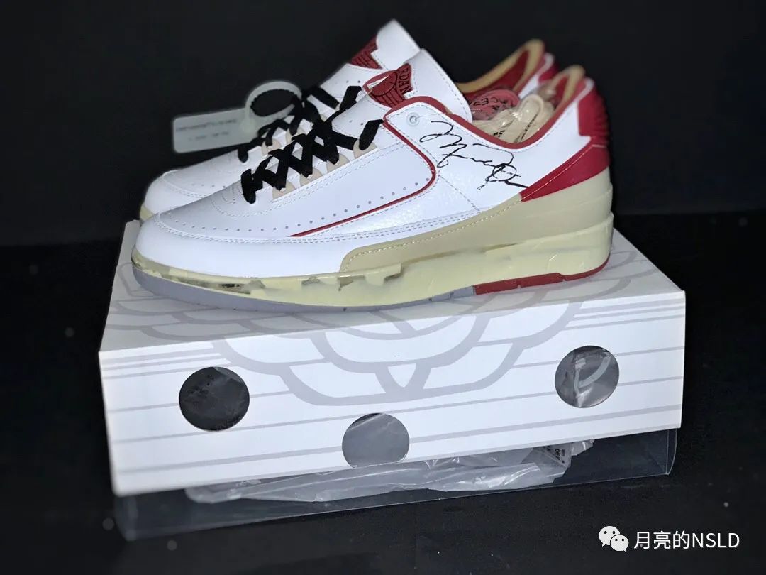 难舍离断 还没发售的jordan亲签OW AJ2细节大公开 蜥蜴皮料能用上不？实拍3%理念下的奢华球鞋