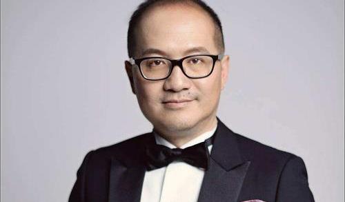 周美毅|周美毅被骗婚生子，母亲离世当天小三登堂入室，至今再未见过孩子