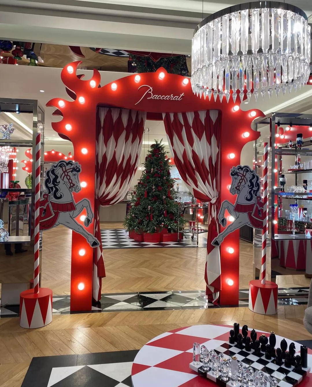 韩艺瑟|不理会外界质疑，见家长公开恩爱：她真的好爱他！