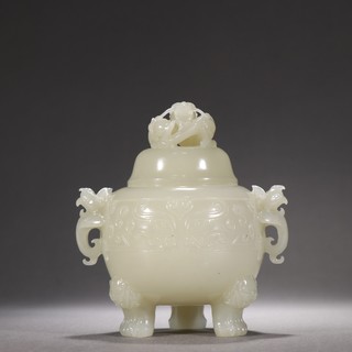 和田玉籽料|清 和田玉籽料双凤耳兽面三足带盖香炉