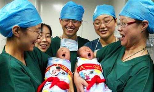 舜网 双胞胎，一孩子坚持午睡十年，一孩子从不午睡，十年后差距太明显