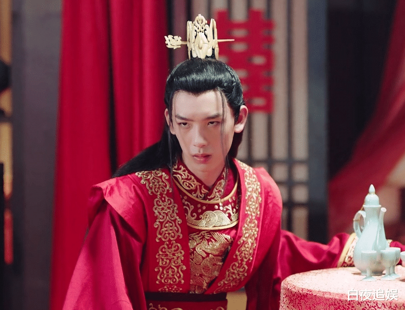 lisa|还记得《三生三世》火麒麟吗？17岁就出演偶像剧男主