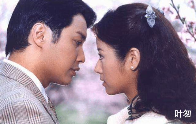 谭耀文|频繁跳槽、雷剧代表,“黄金绿叶”谭耀文,没火起来是有原因的