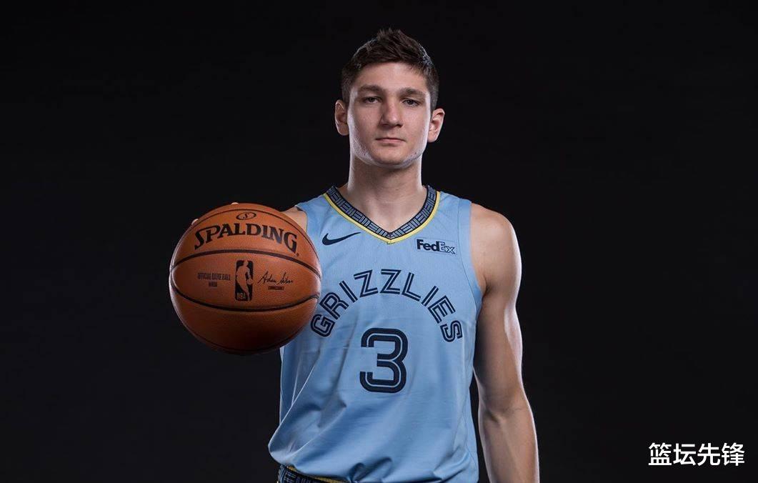 雄鹿队 雄鹿最新交易，迎第一“恶汉”！字母哥：颤抖吧，他可以打硬仗！