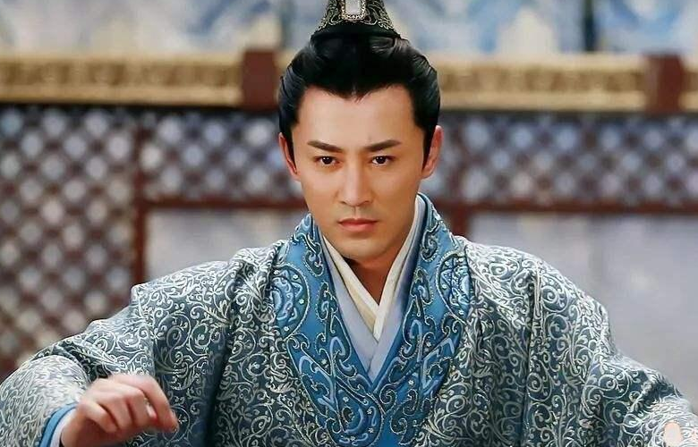 华晨宇|《新倚天屠龙记》造型出炉，林峯被吐槽年纪大，文咏珊却被赞很仙