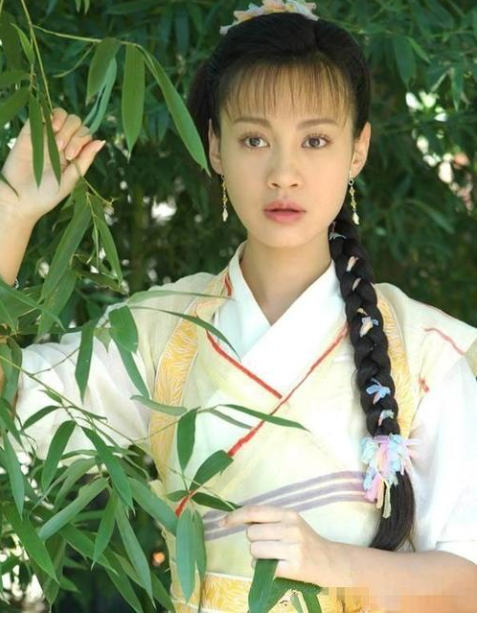 杨雪|40岁“江玉燕”复出，baby尴尬了，网友：果然还是正版的好看！