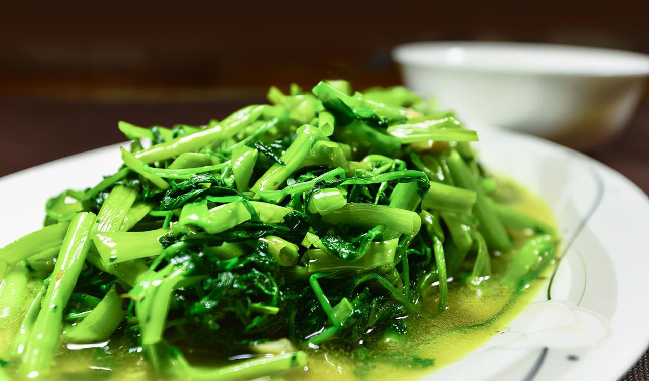 蔬菜|入秋后，6种绿色蔬菜不要忘记吃，补钙又去燥，价格也亲民