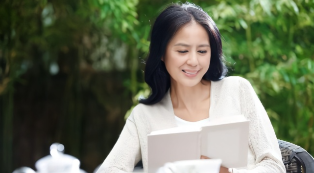 牛牛鸭|让女人回春的不是蜂王浆，妇科医生：更年期女性若爱喝，或能唤回“少女肌“